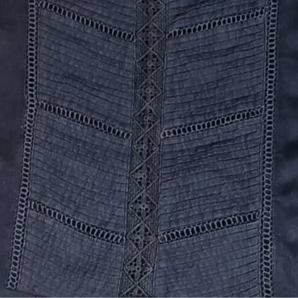 Talbots 2X Navy embroidered & pleated ladder crochet boho top. - Picture 5 of 13